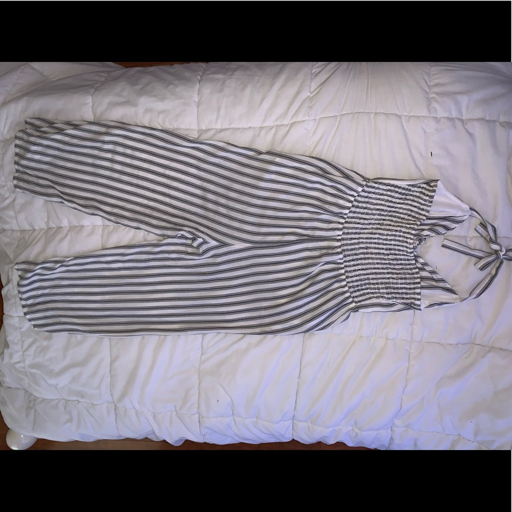 BACKLESS ROMPER - Picture 4 of 4